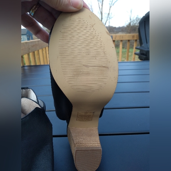 Women's Black Slingback Chunky Heel Sandals, Peep Toe, Size 8.5, Leather… - Picture 9 of 12